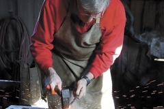 Blacksmithing_sparks_Photo